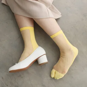 021131881 Sheer Bicolor Tabi Low Crew Socks S