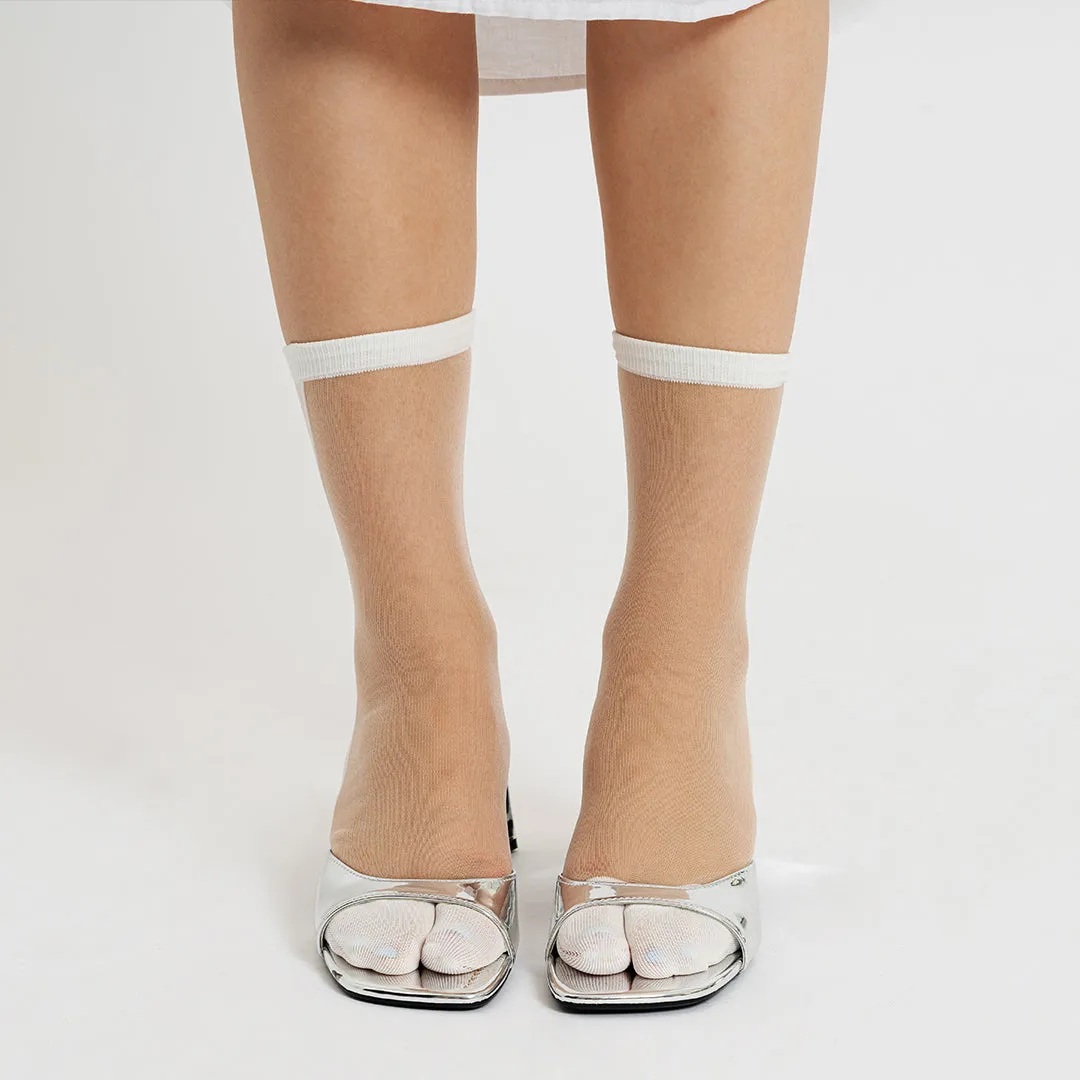 021131881 Sheer Bicolor Tabi Low Crew Socks S