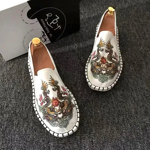 2023 Embroidered Men's Casual Loafers Summer Fashion Slip on Male Canvas Shoes Lightweight Breathable Flat Shoes