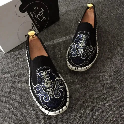 2023 Embroidered Men's Casual Loafers Summer Fashion Slip on Male Canvas Shoes Lightweight Breathable Flat Shoes