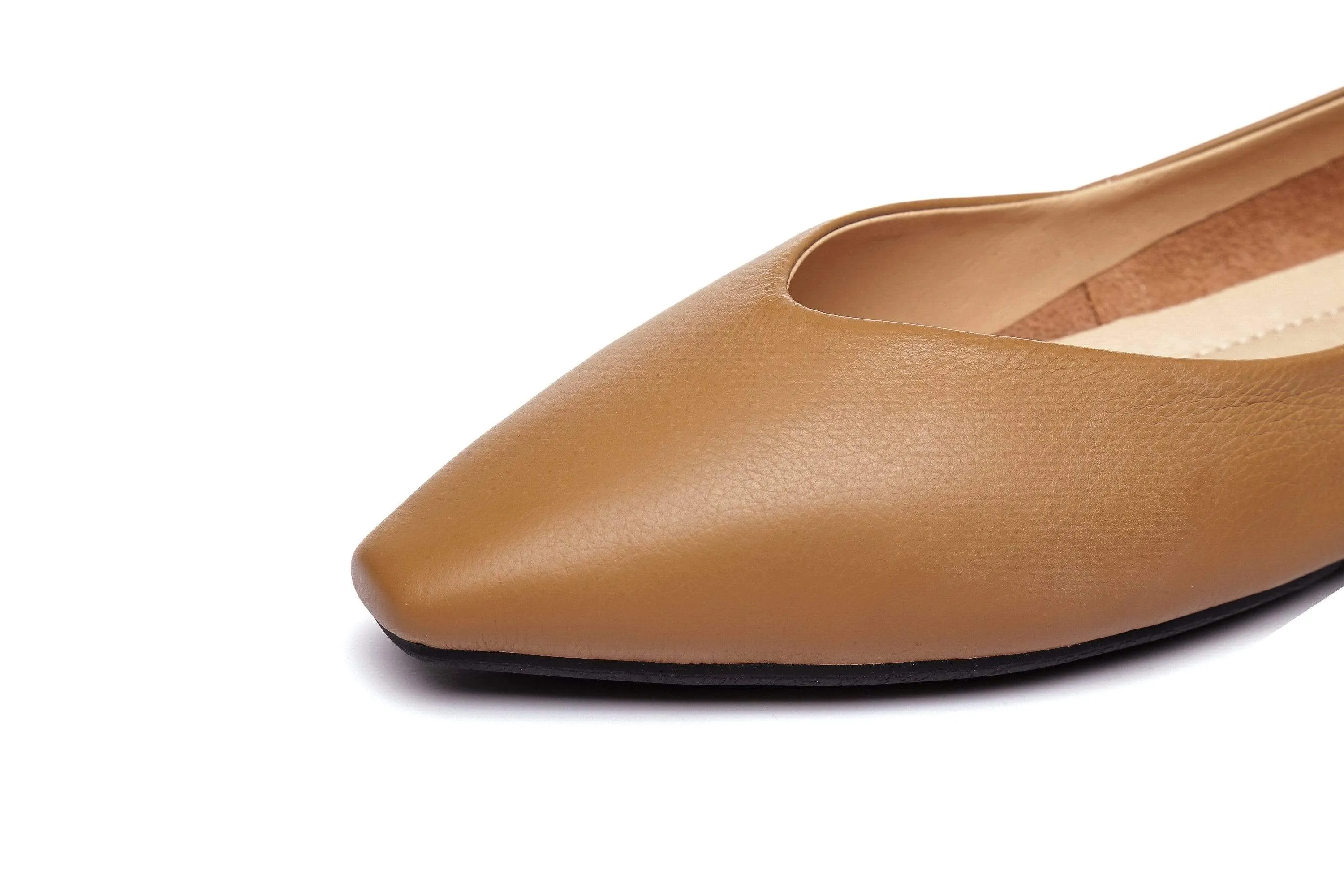 Australian Shepherd® Everly Leather Pointed Toe Ballet Flats