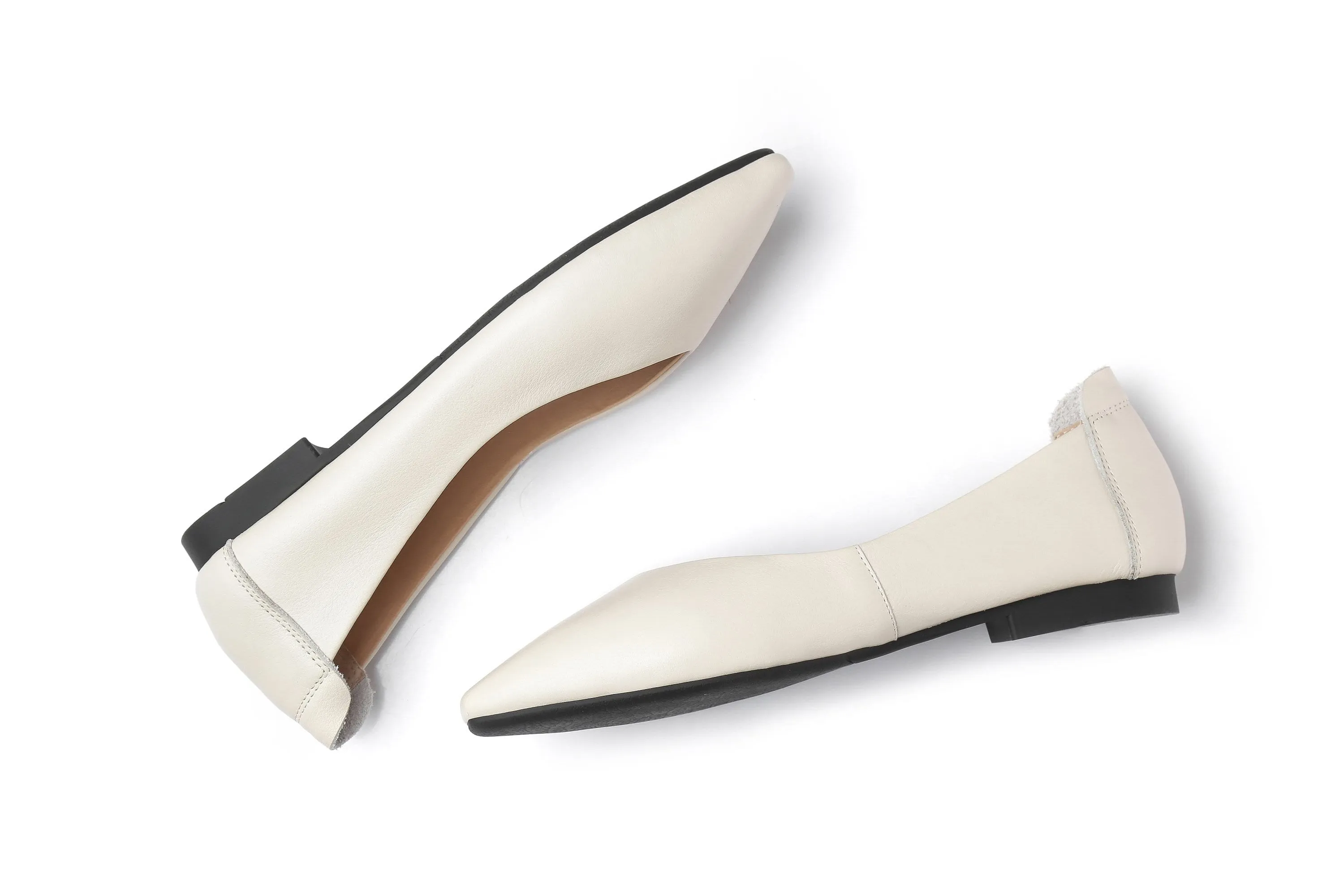 Australian Shepherd® Everly Leather Pointed Toe Ballet Flats