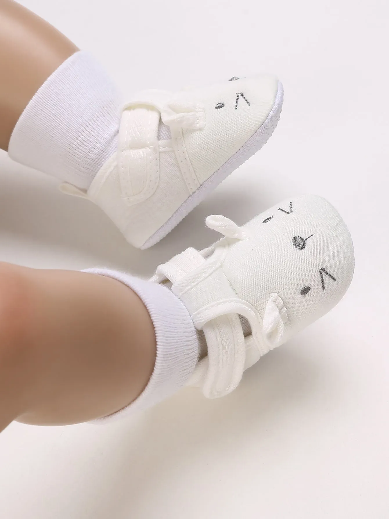 Baby Cartoon Embroidery Hook-and-loop Fastener Flats FD