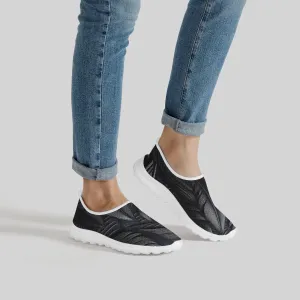 Black Tribal Feathers Women's Slip-On Mesh Running Shoes