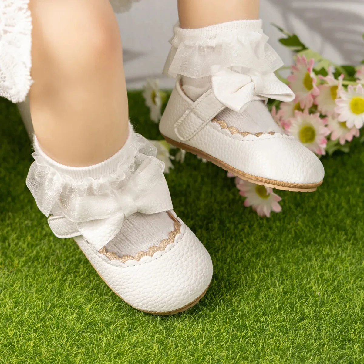 Bowed Scalloped Dress Shoes