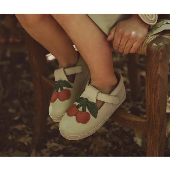 Bowi Cherry Shoes