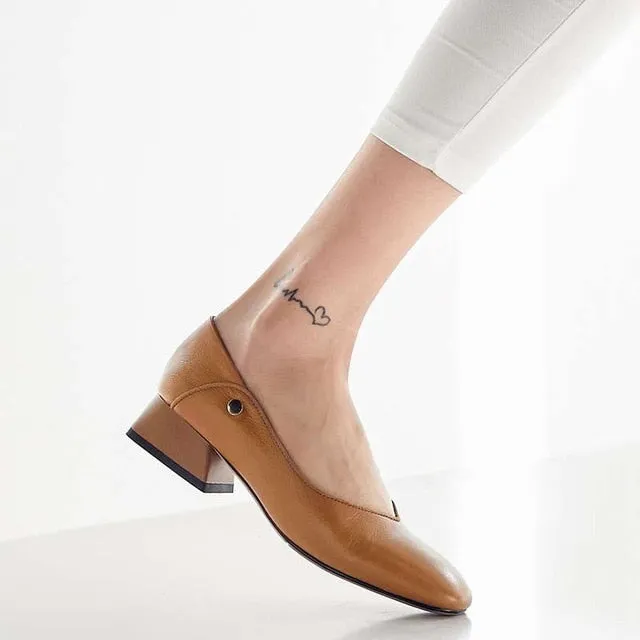 British style metal rivets decoration slip on genuine leather pumps