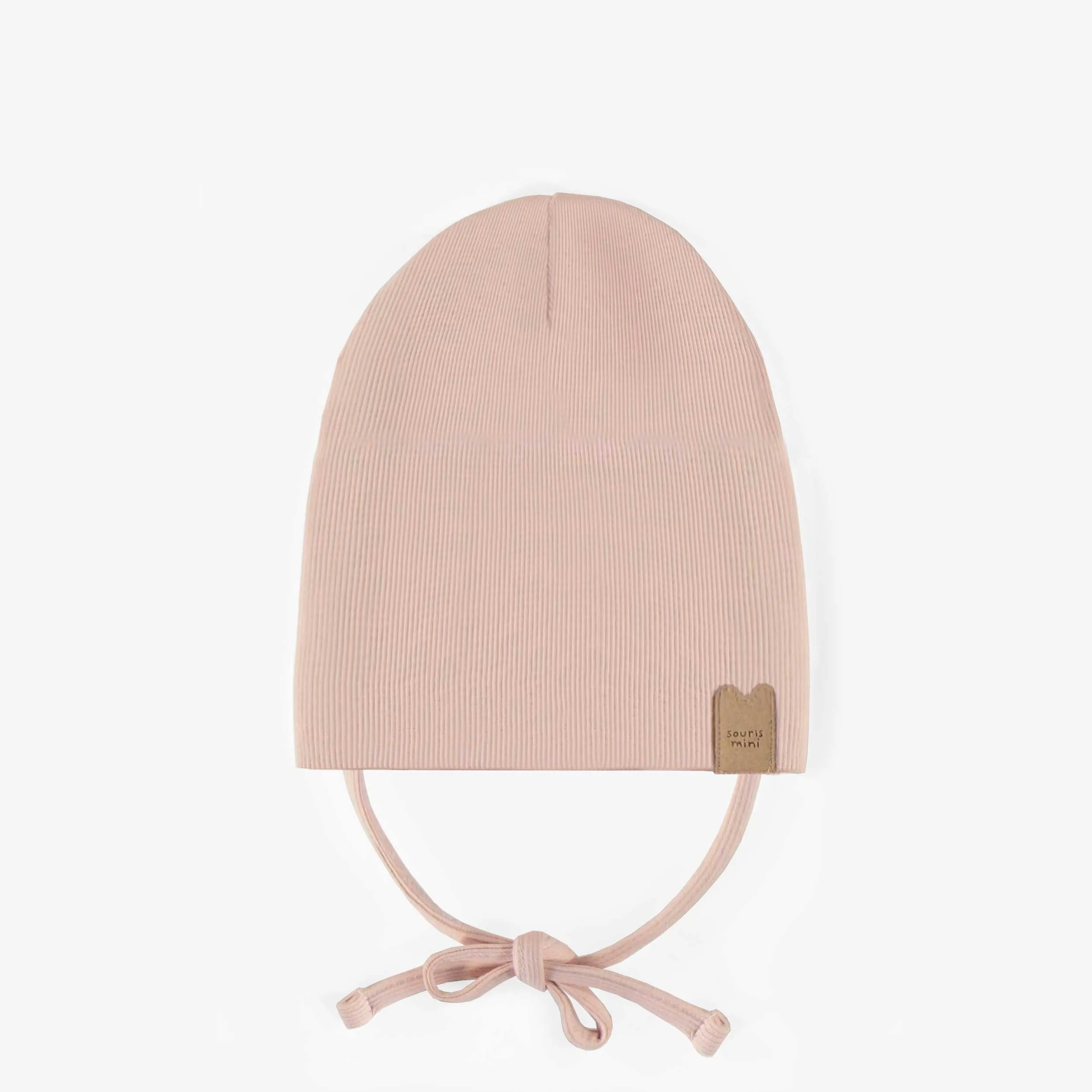 Chapeau rose d’extérieur avec cordons en tricot côtelé, naissance || Pink outdoor hat with cords in ribbed knit, newborn