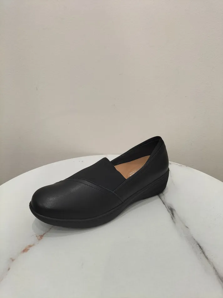 Classic Black Leather Shoe - Bay Lane