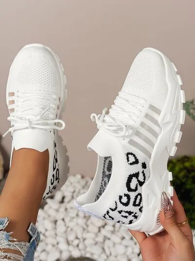 Cutout leopard veterschoenen met mesh voor sportieve doeleinden