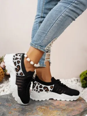 Cutout leopard veterschoenen met mesh voor sportieve doeleinden