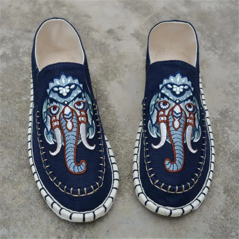 Ethnic Style Elephant Embroidered Cotton Linen Cloth Shoes for Men