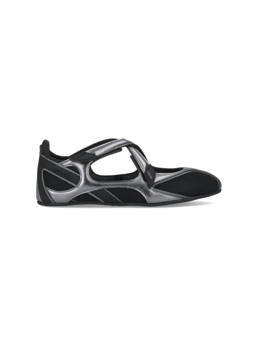 Floor 01" Flat Ballerinas – Black