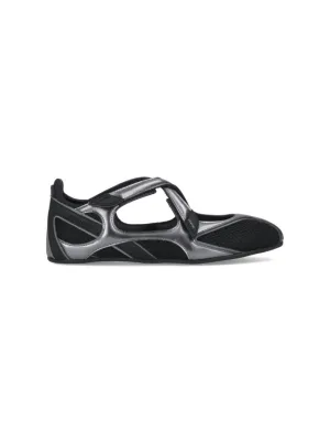 Floor 01" Flat Ballerinas – Black
