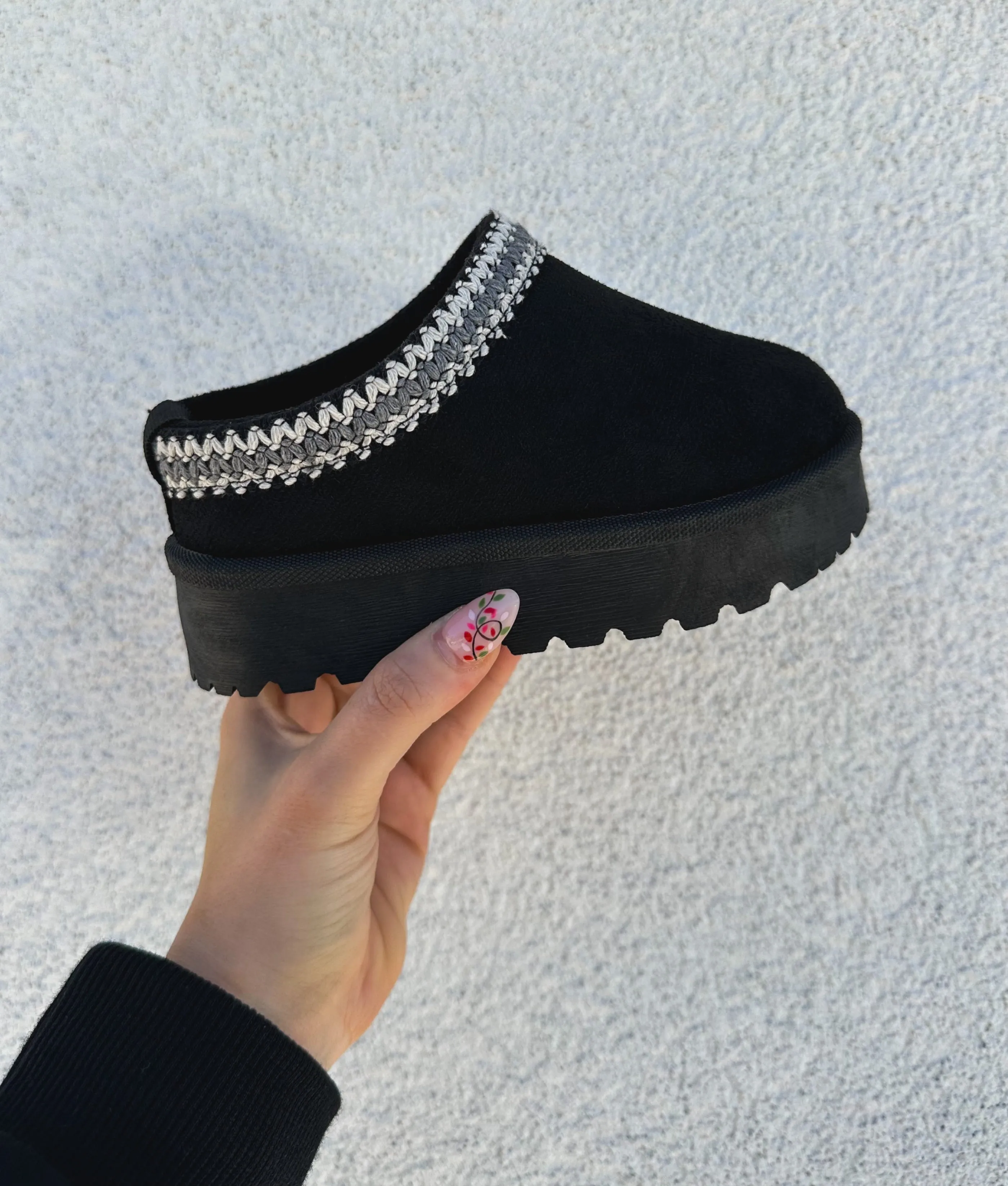 fur lined slip ons - black