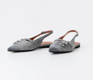 Hermine Flats in Dusty