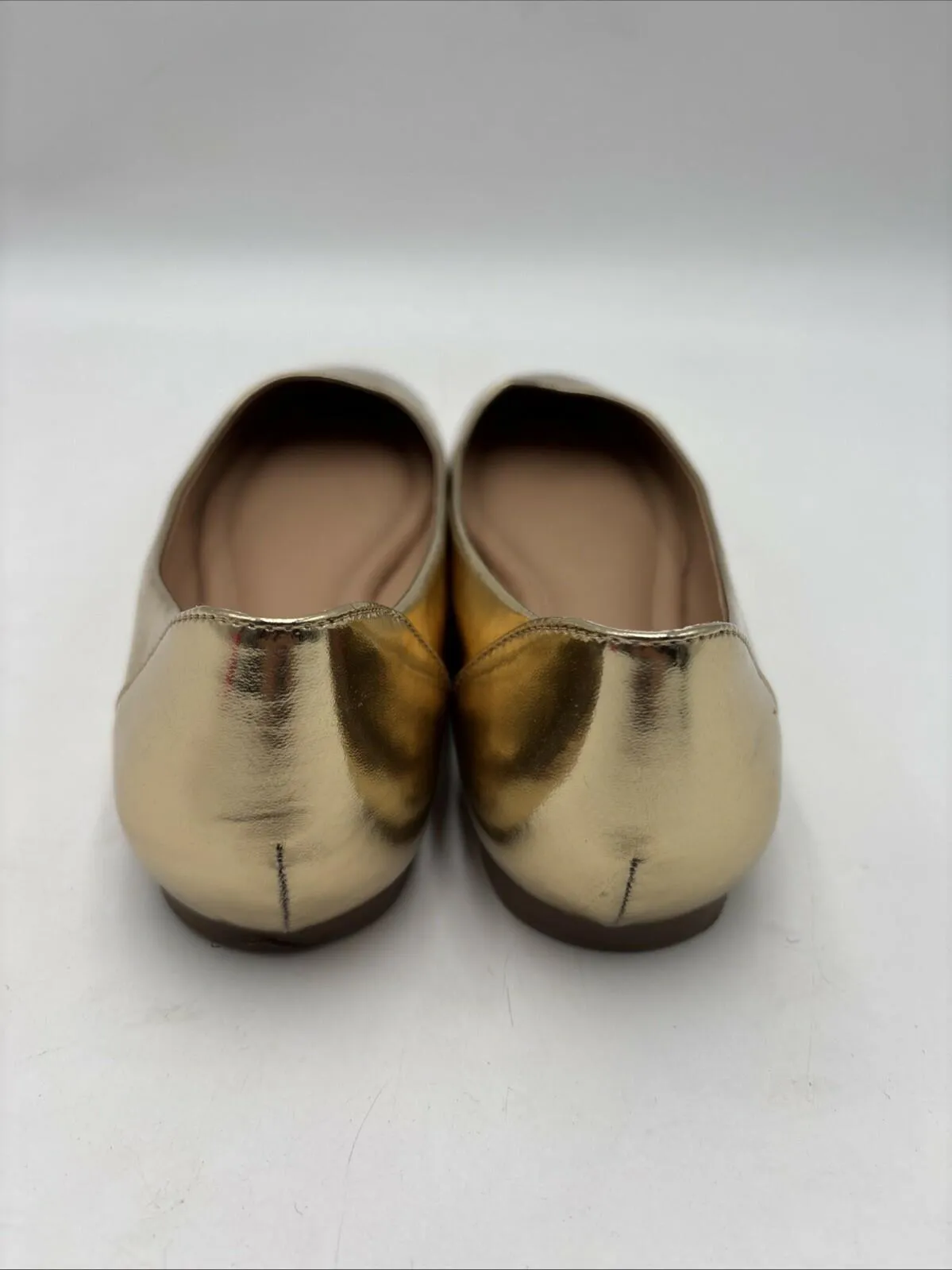 Journee Collection Women's Kavn Flats Gold Size 8.5 - Very Good