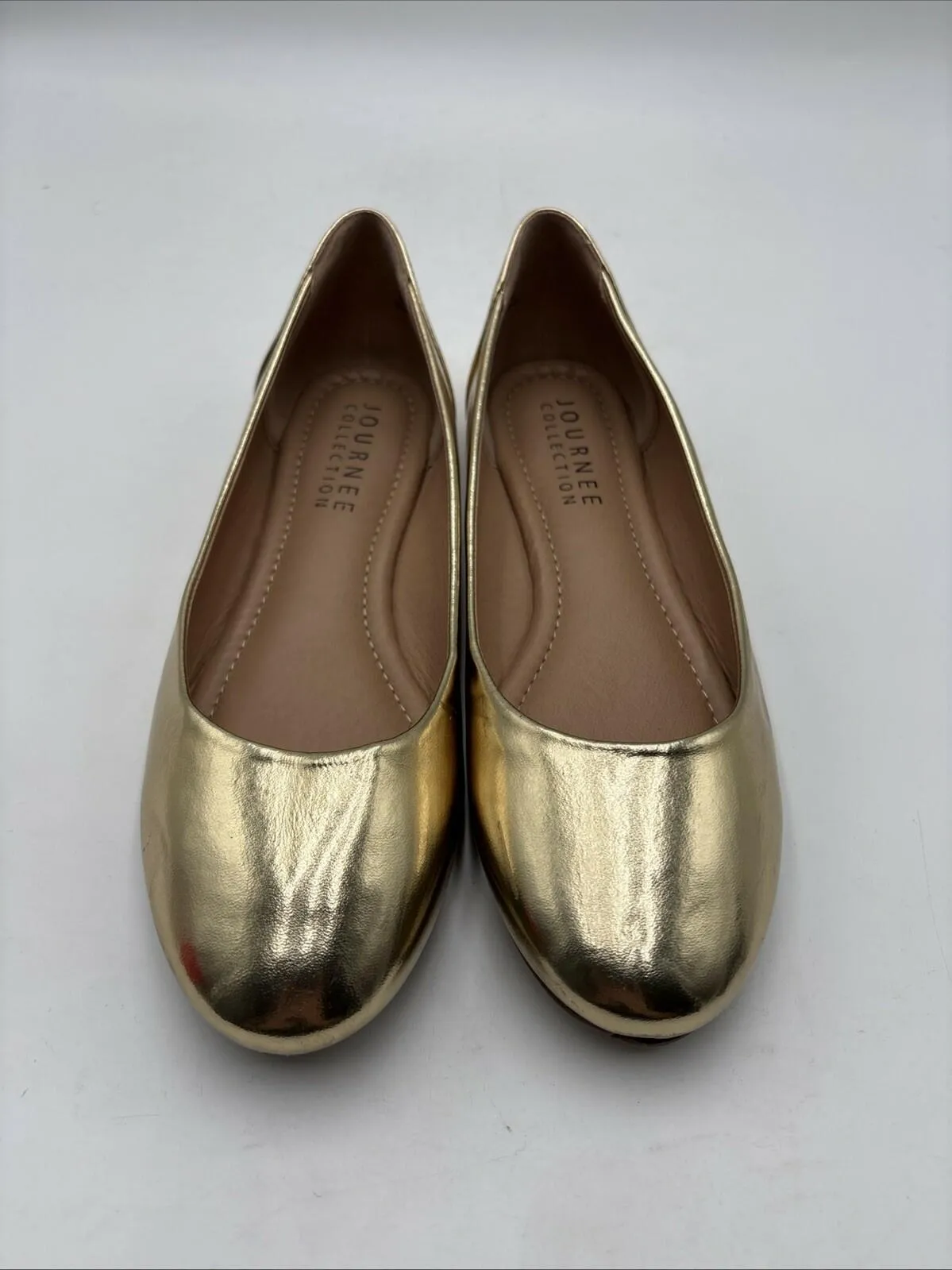 Journee Collection Women's Kavn Flats Gold Size 8.5 - Very Good