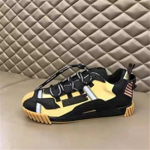 Leather Thick Bottom Breathable Sports Shoes
