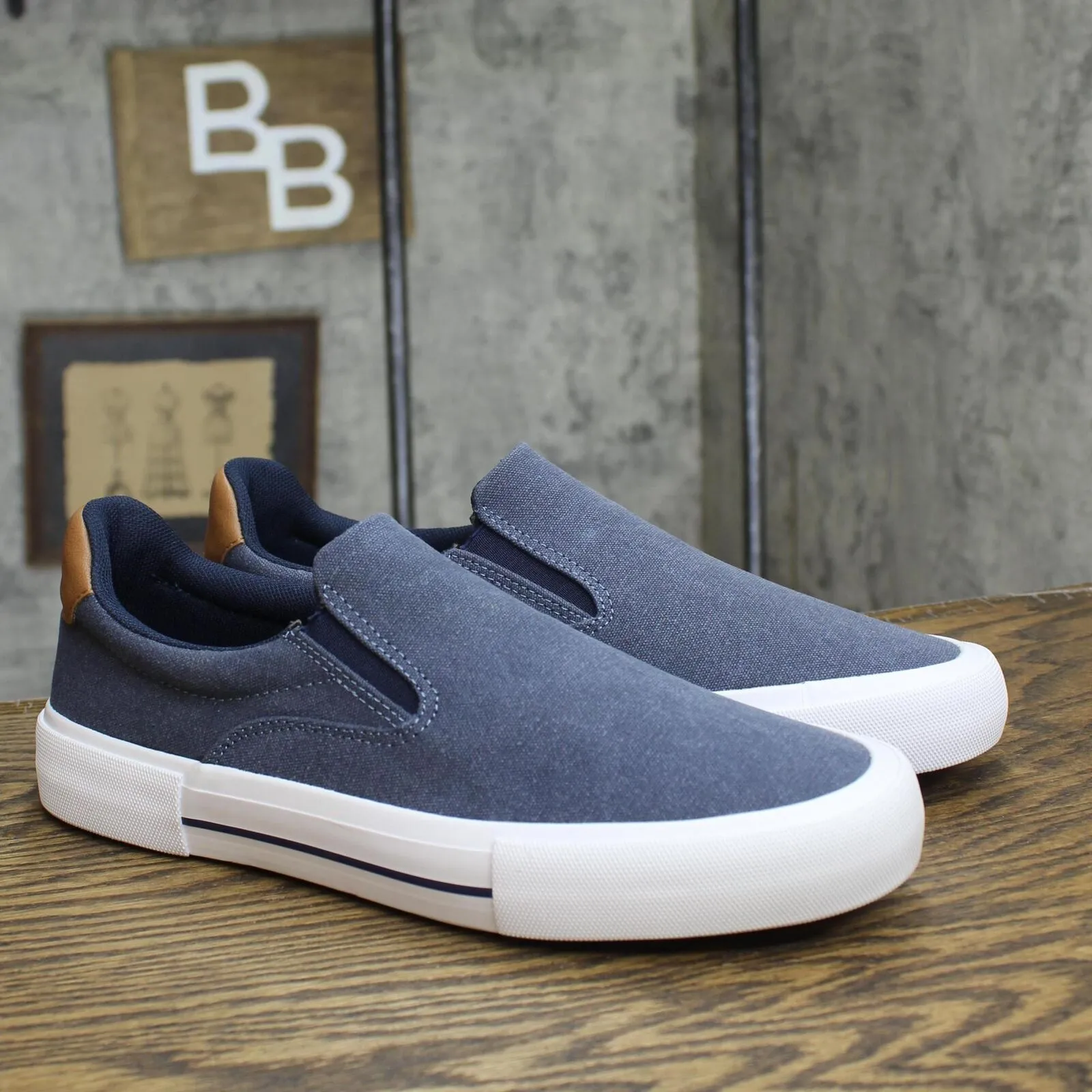 Levi's Mens Wes Synthetic Leather Casual Slip On Sneaker Shoe Navy / Tan 8.5