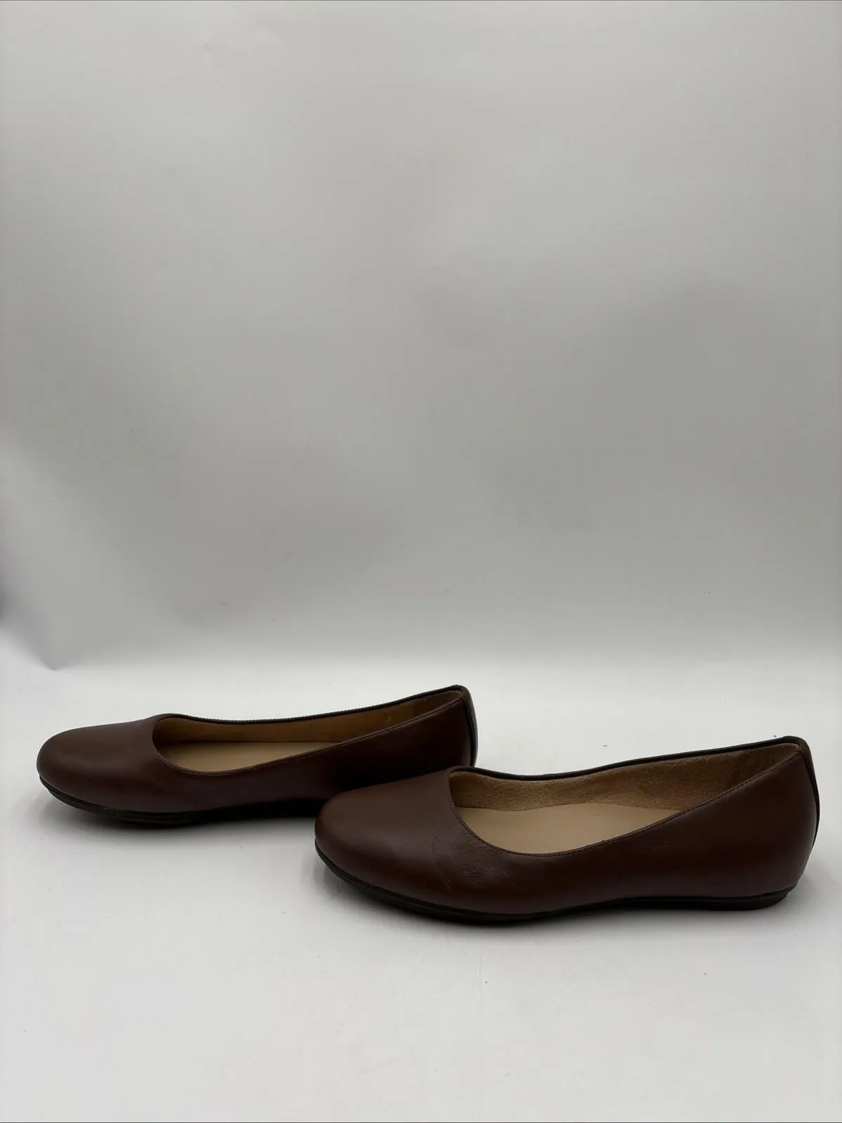 Naturalizer Women's Maxwell Flats Brown Size 8.5W - Very Good