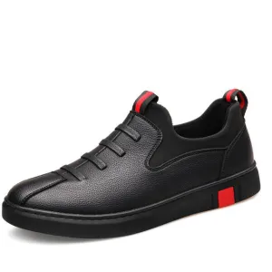 New Fashion Male Black leather flats Shoes Men Loafers Shoes Korea Flats driving boat Shoes men casual sneaker shoes