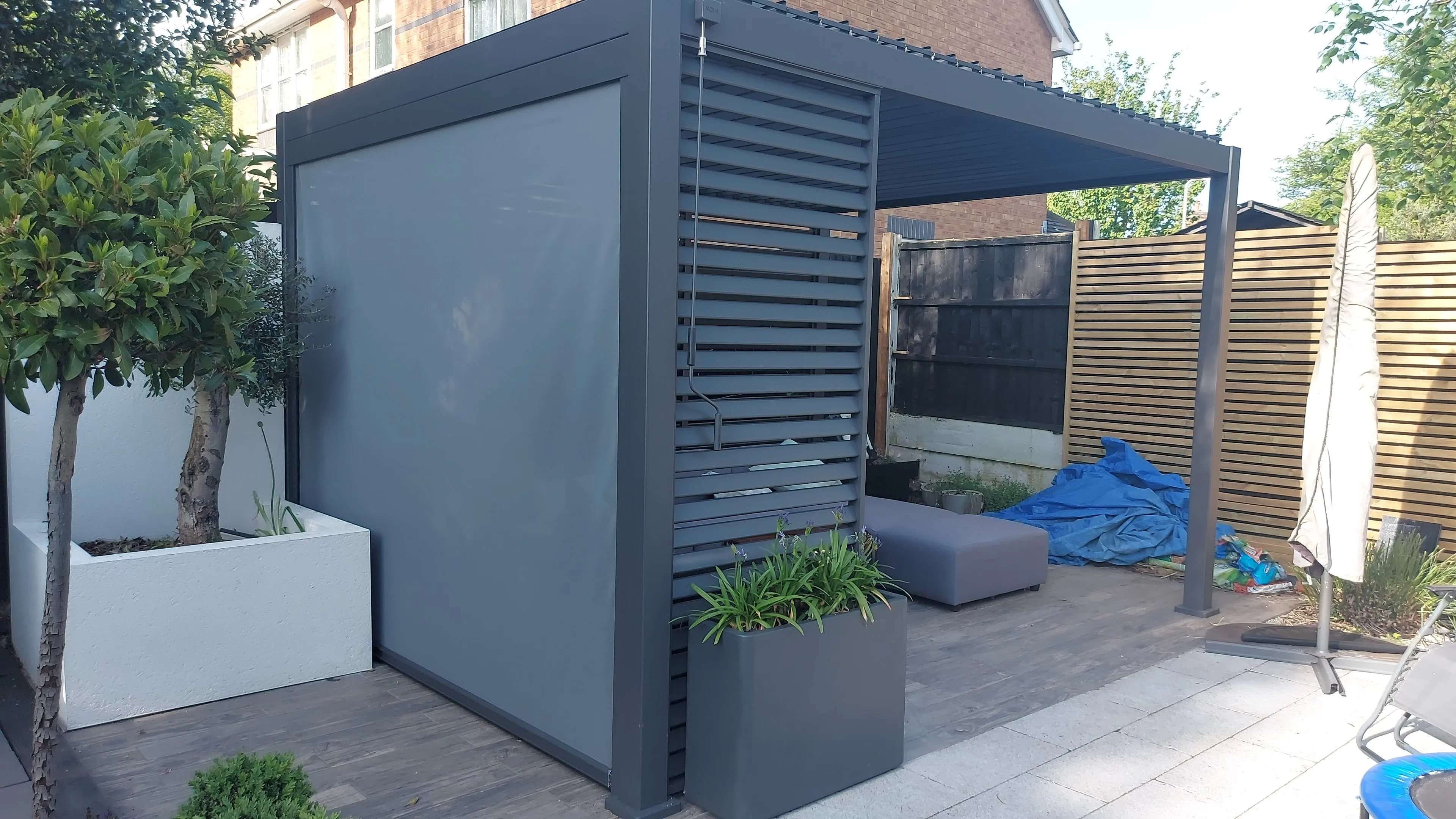 Nova Titan Aluminium Pergola 4x3m  Free Standing Graphite Grey