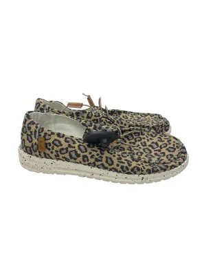 Shoes Sneakers By Clothes Mentor  Size: 9