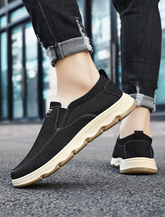 Soft and Water-Resistant Low-Top Moccasins with Slip-Resistant Outsole