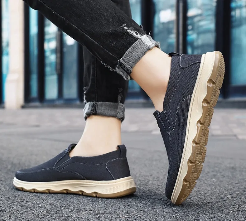 Soft and Water-Resistant Low-Top Moccasins with Slip-Resistant Outsole