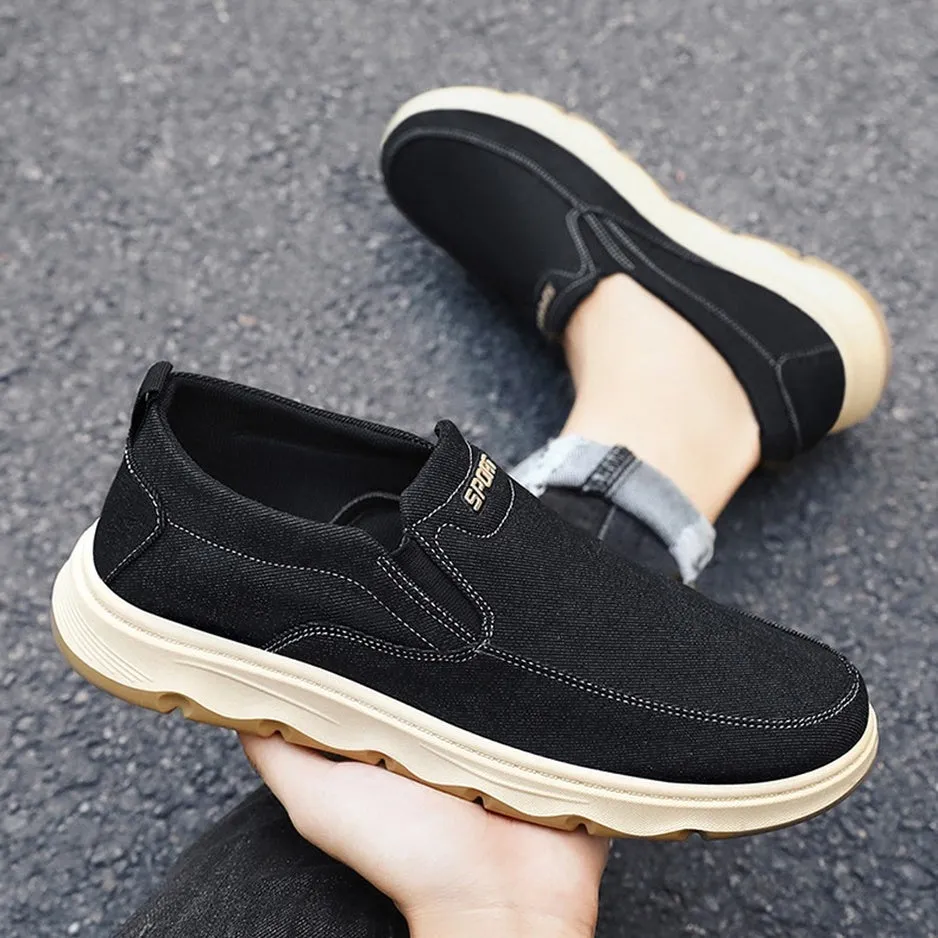 Soft and Water-Resistant Low-Top Moccasins with Slip-Resistant Outsole