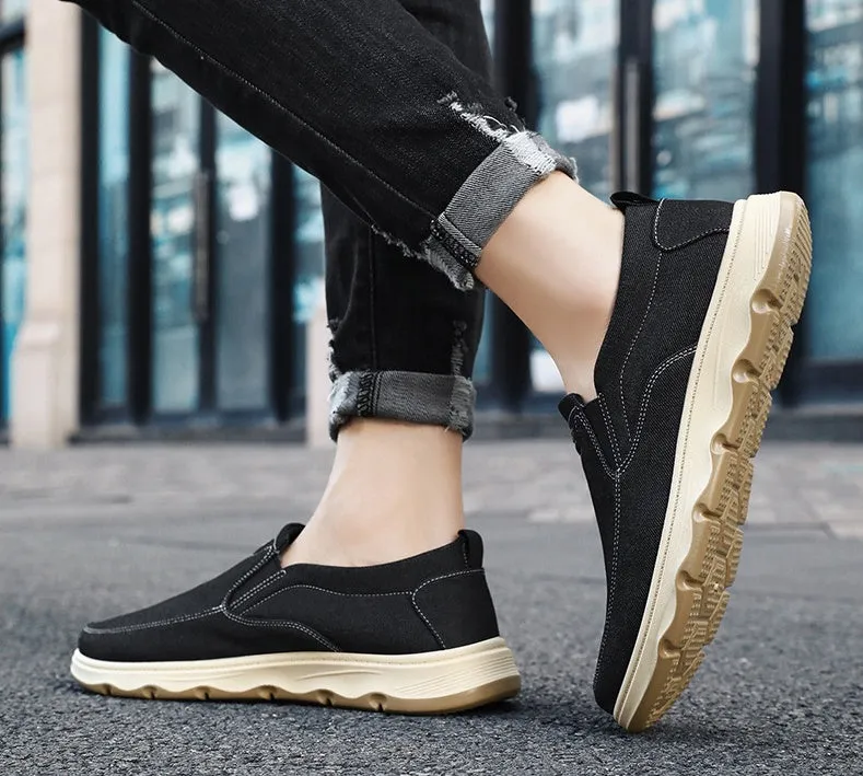 Soft and Water-Resistant Low-Top Moccasins with Slip-Resistant Outsole