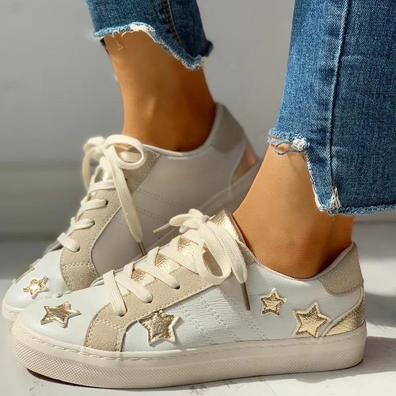 Star Design Casual Lace-Up Sneakers