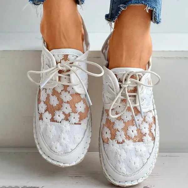 Supportive and fashionable orthopedic summer footwear