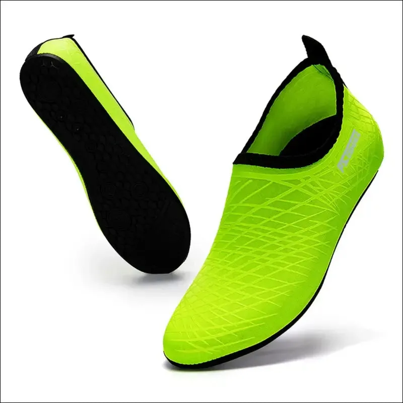 Swim shoes for women men - quick-dry aqua socks for beach, pool, yoga - barefoot exercise wear