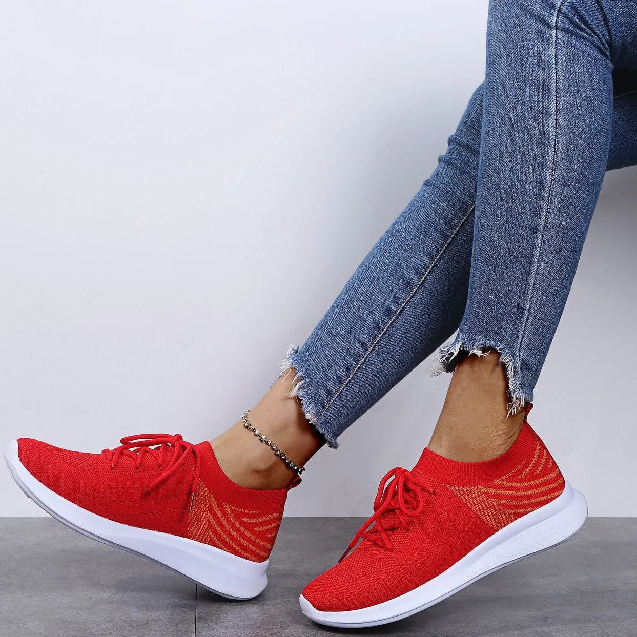 Tailored supportive orthopedic Shoes