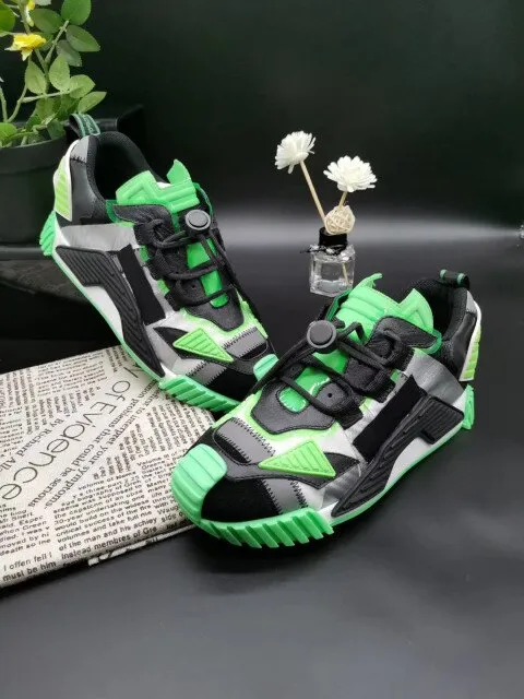 trend of sports shoes splicing thick sole