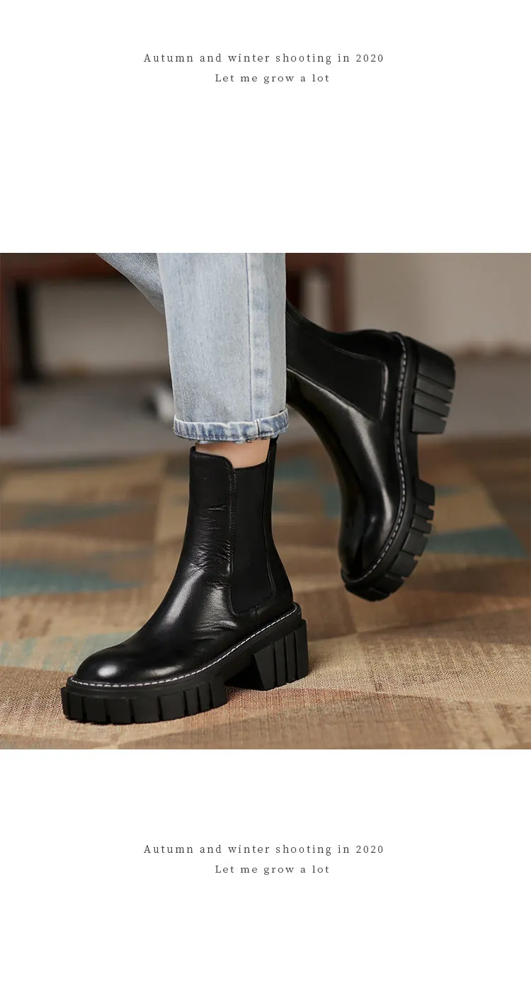 Women  Cowhide upper  Molded bottom Chelsea boots